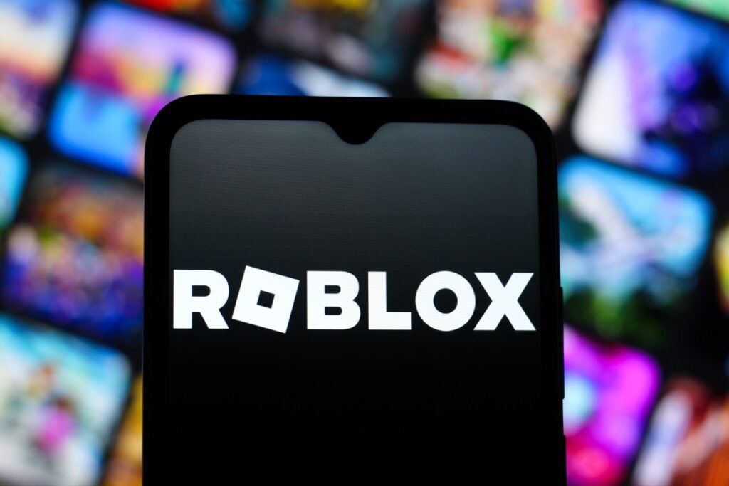 Roblox launches real-time AI chat rephrasing to filter out banned language Roblox launches real-time AI chat rephrasing to filter out banned language